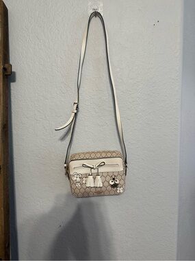 kate spade Cream and Tan Floral Appliqué Crossbody Bag
